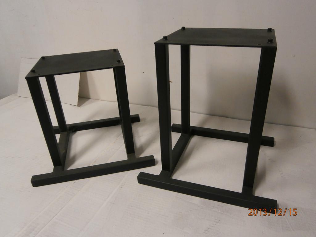 speaker stands